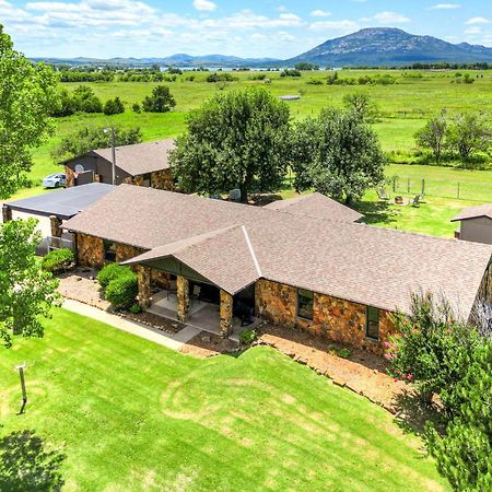 Spacious Country Home Near Ft Sill And Medicine Park Lawton Exterior photo