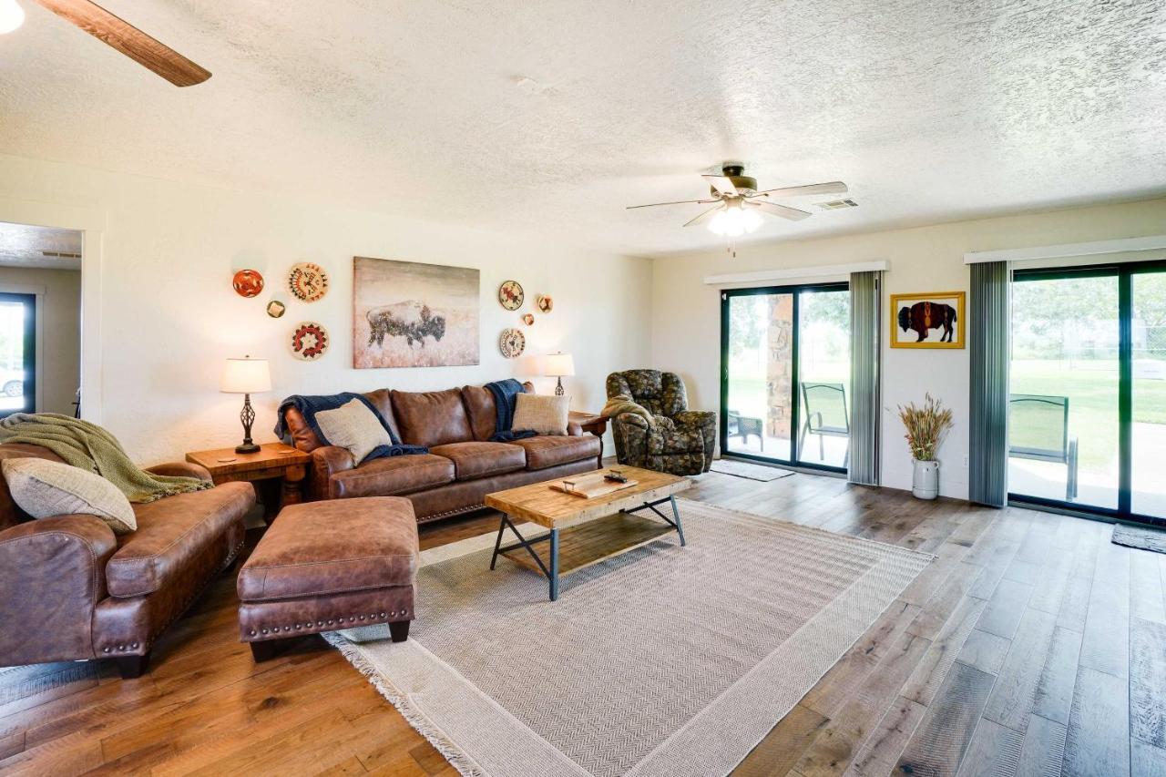Spacious Country Home Near Ft Sill And Medicine Park Lawton Exterior photo