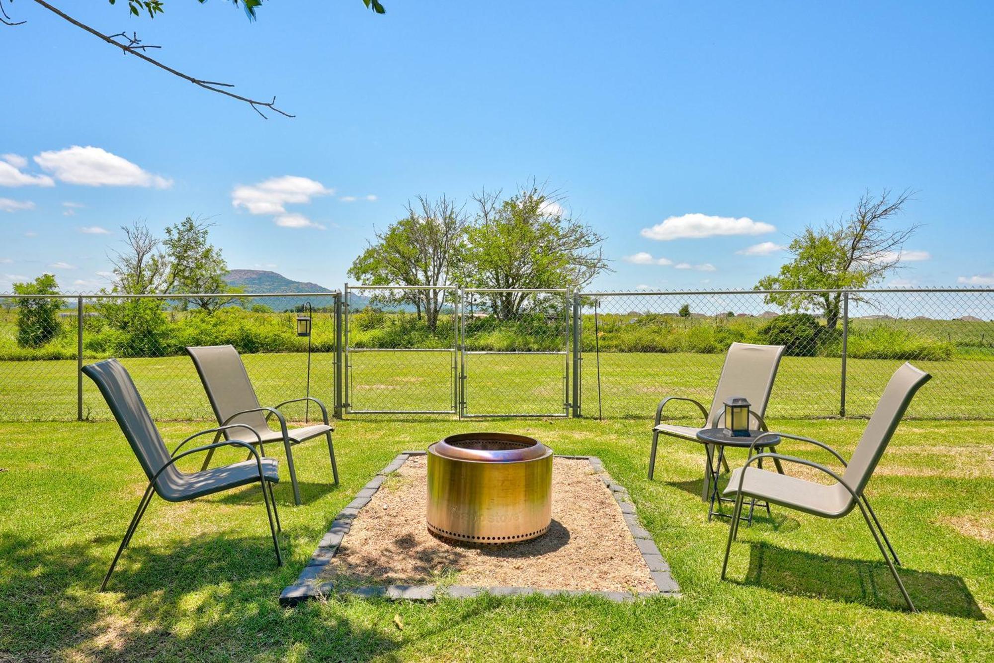 Spacious Country Home Near Ft Sill And Medicine Park Lawton Exterior photo